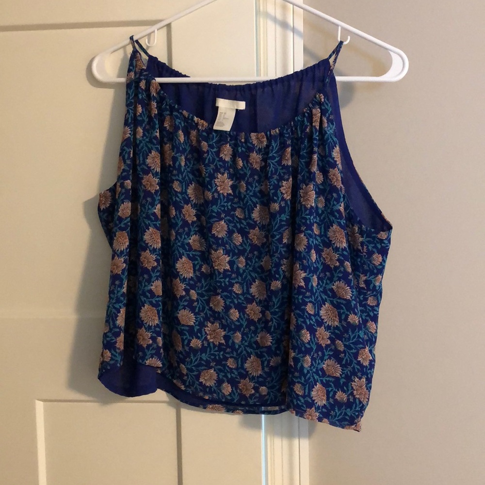 Cropped flowy tank top